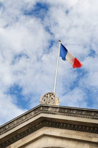 France Ready to Evacuate Citizens from Middle East