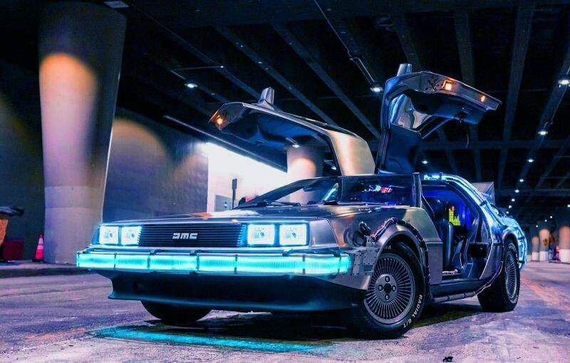 DAB Motorbike представляет мотоцикл, вдохновленный DeLorean