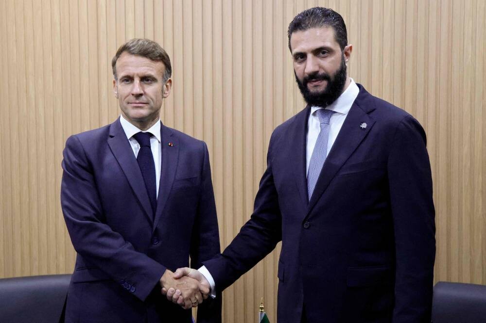 Макрон призвал Шараifa присоединиться к борьбе с ИГ