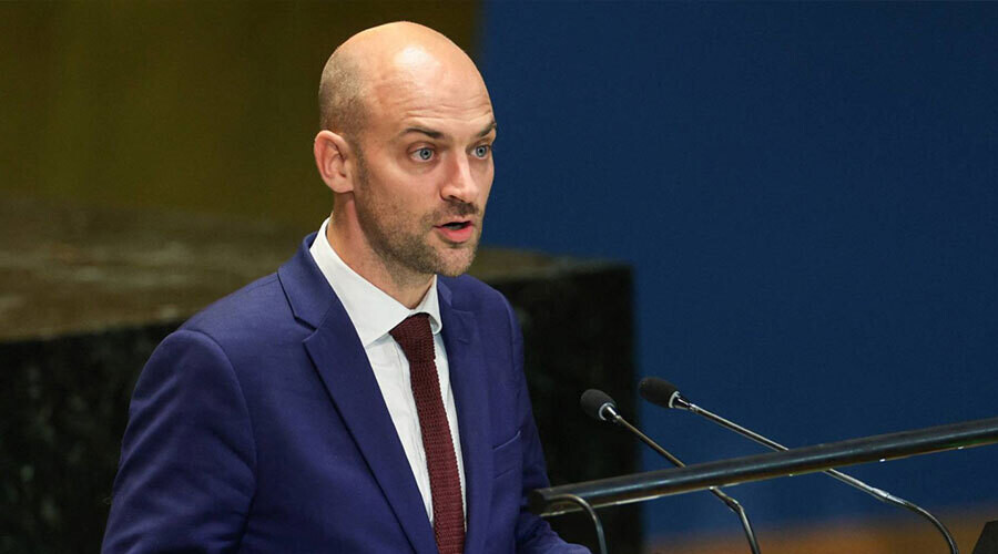 Макрон объявил о визите нового министра иностранных дел во Ливан