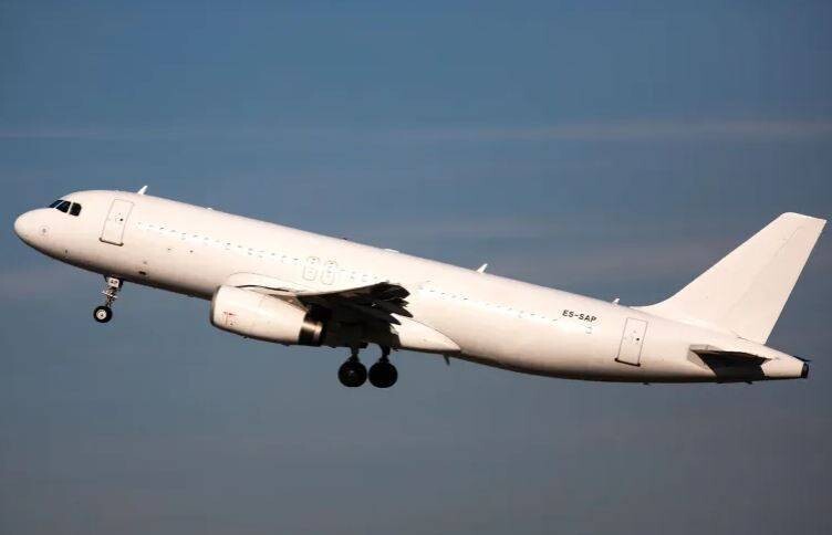 Airbus сократила поставки самолетов A320neo из-за производственных проблем