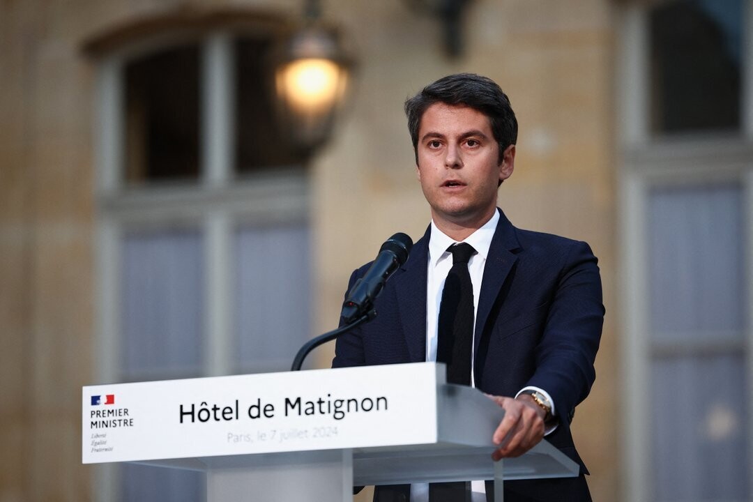 Президент Макрон решает оставить Габриэля Аттала премьер-министром