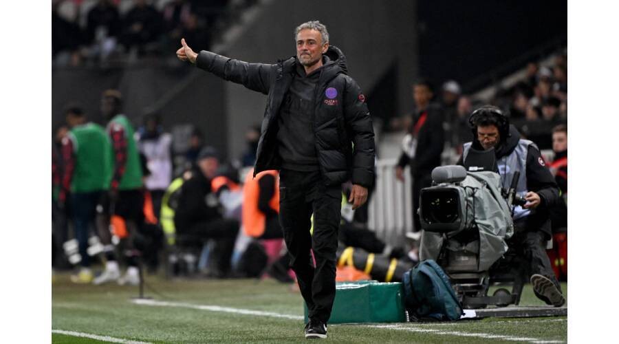 Lens Defies PSG Pressure Over Match Postponement