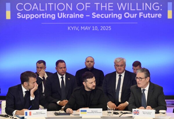 Macron discusses Ukraine war with Trump in phone call