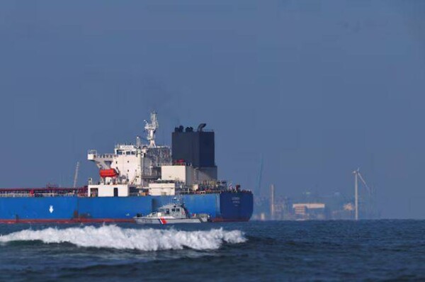 Oil Tanker 'Greench' Allowed to Leave French Port