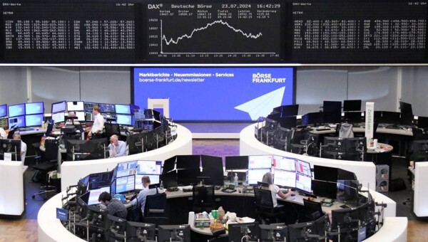 Европейские фондовые рынки снижаются на фоне потерь в сегменте роскоши