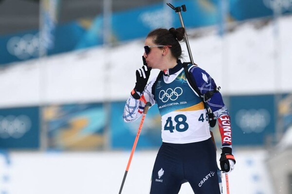 French Biathlete Julia Simon Wins Gold Despite Theft Conviction