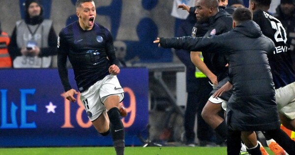 Young striker saves Toulouse from Ligue 1 defeat