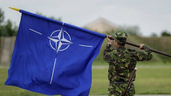 Командующий НАТО призывает к увеличению производства военной техники