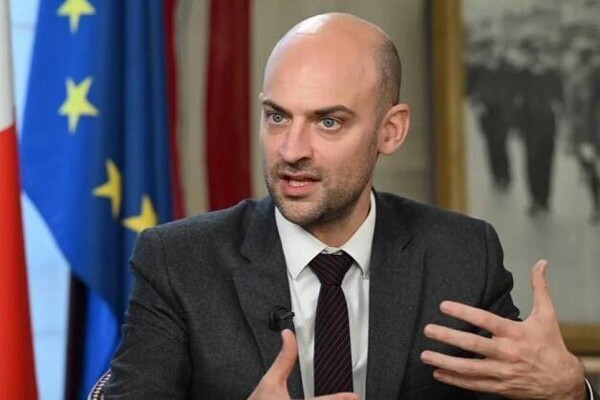 French Foreign Minister Calls on Europe for Strategic Independence