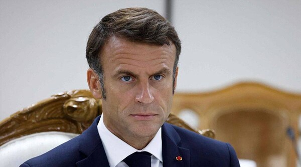 Президент Франции Макрон призывает президента Палестины Аббаса к важным реформам