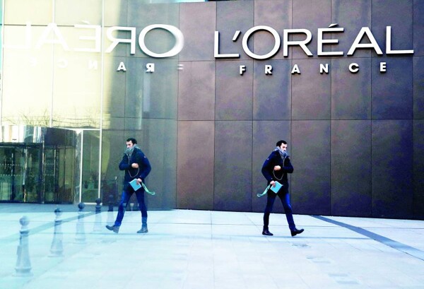 L'Oréal adquiere 10% de acciones en Galderma