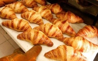 Cadmium in Bread and Food Products in France: Expert Warnings