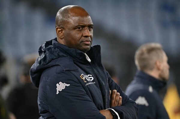 Balotelli comments on Vieira's sacking from Lyon