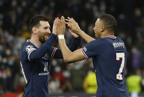 Mbappé Praises Messi, Calling Him the Best Player in Training