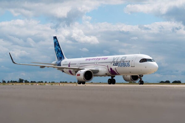 Airbus поставил 53 самолета в мае с уменьшением на 16% по сравнению с прошлым годом
