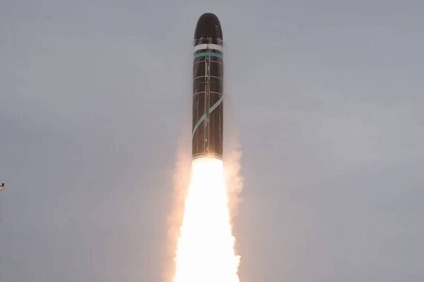 Франция ввела в строй новые ядерные ракеты для подводных лодок